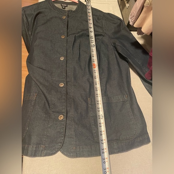 Eileen Fischer denim button up - Picture 5 of 5